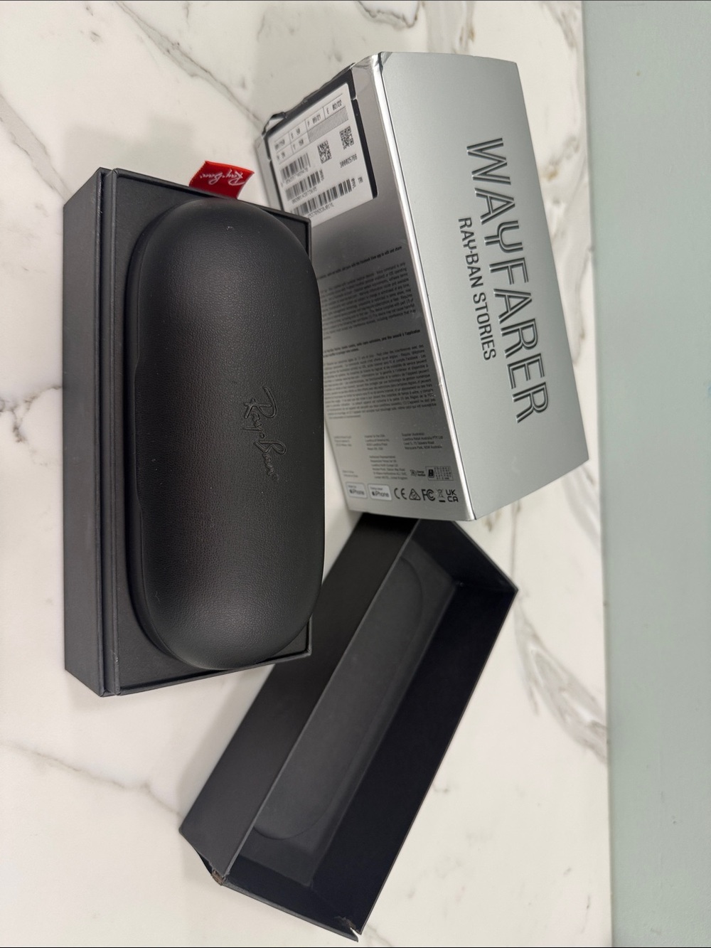 Ray-Ban Stories Wayfarer Smart Glasses RW4002 Black G-15 Green EUC
